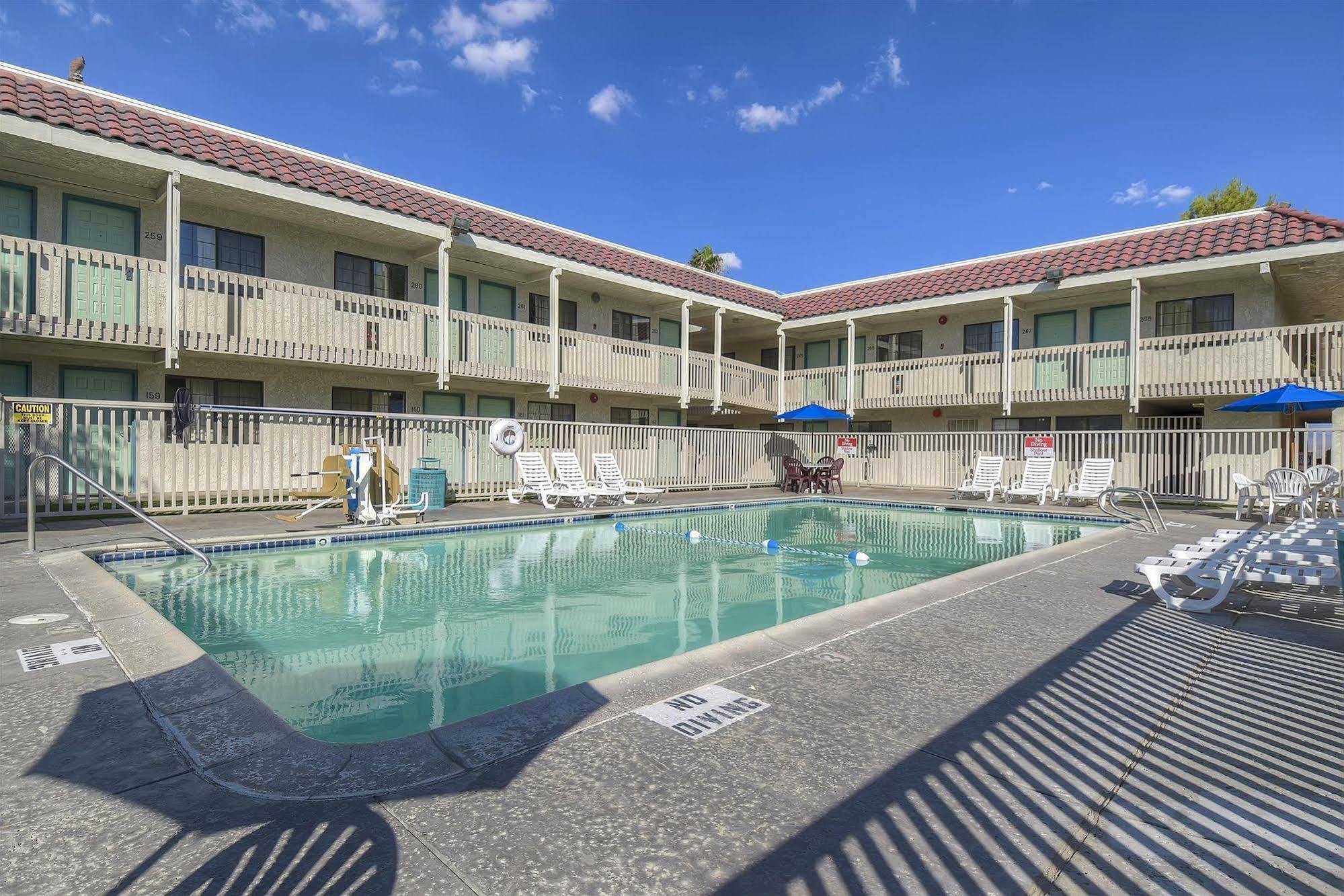 Motel 6-Barstow, Ca Exteriér fotografie